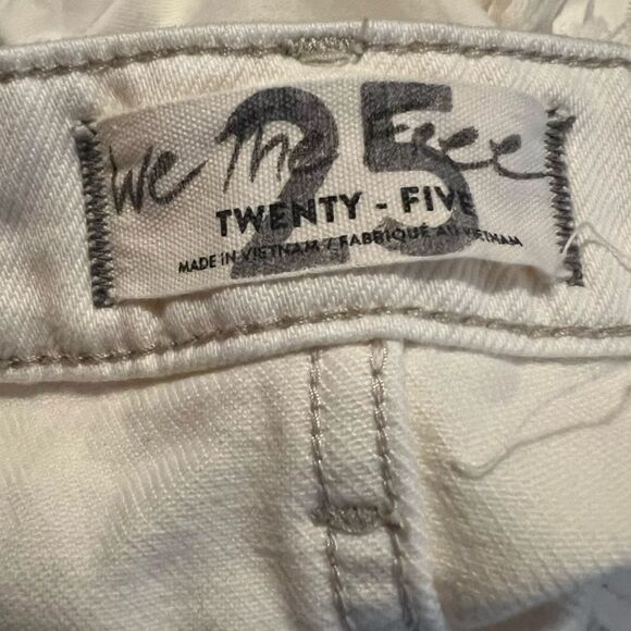 ⭐️Free People We The Free White Frayed Denim Skirt - Picture 4 of 6